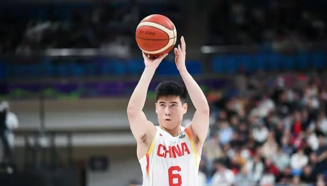 中给中国队, 岁小将虽然