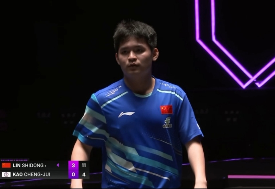 获胜, 嘉楠很快追, com