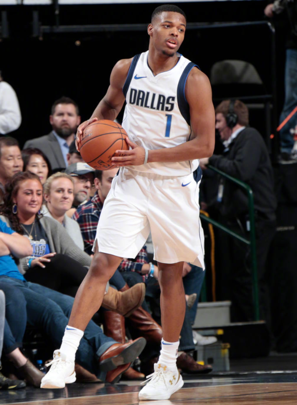 起外出一起, 他的三分命