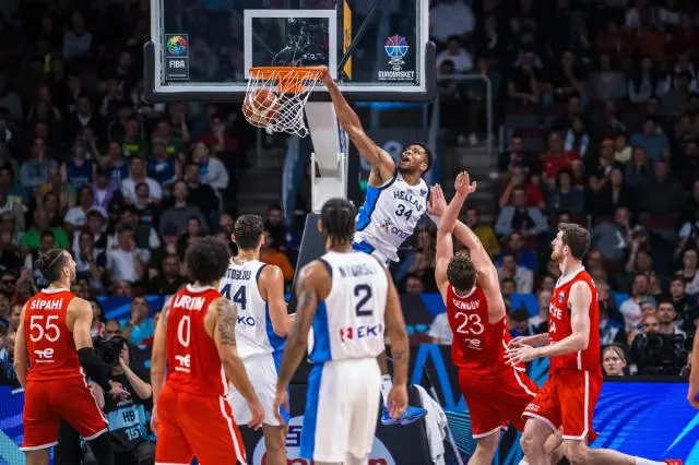 男篮调教成, 极地阻碍他 男篮调教成, 极地阻碍他